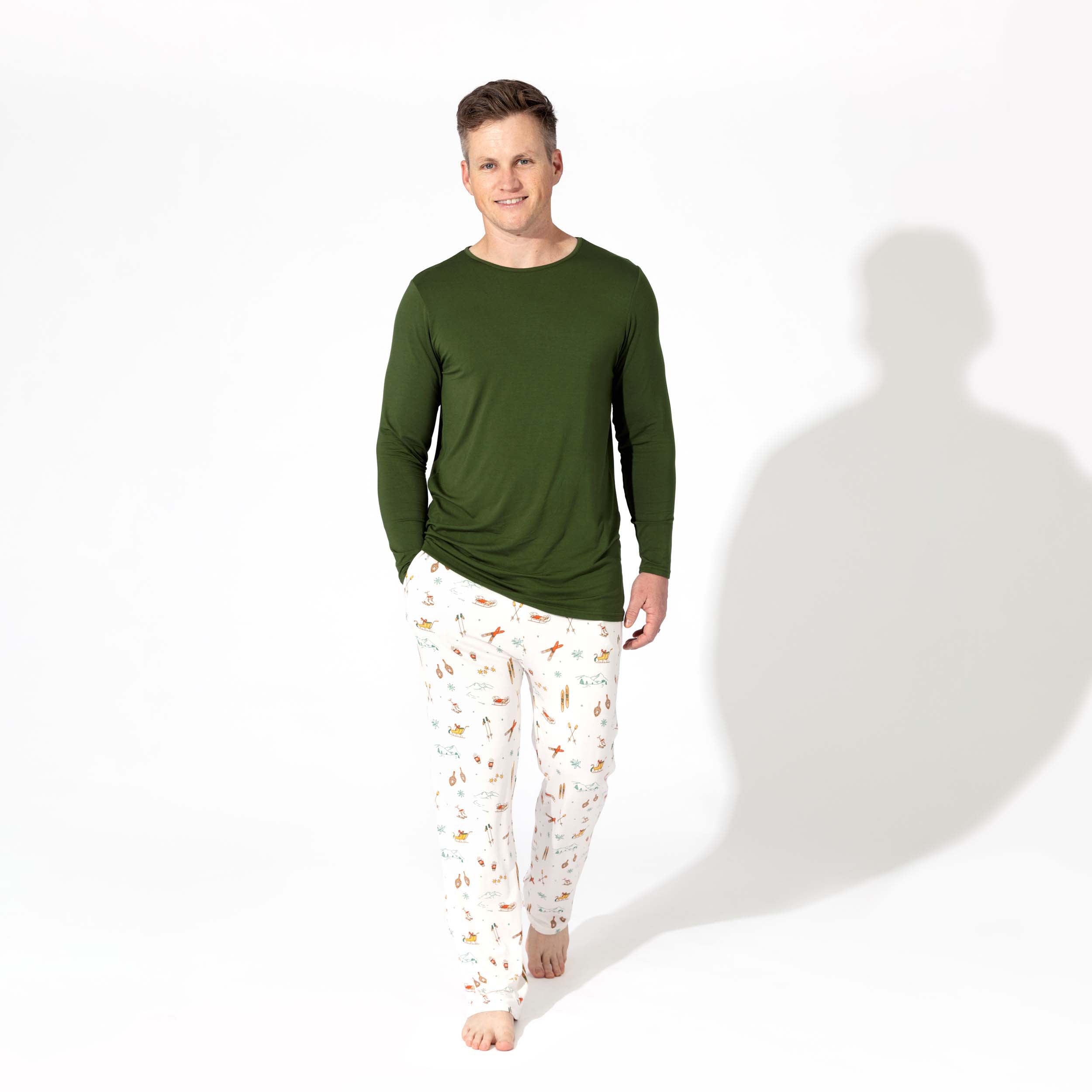 http://bellabubear.com/cdn/shop/files/vintage-ski-holiday-bamboo-pajamas-mens-1.jpg?v=1697782819